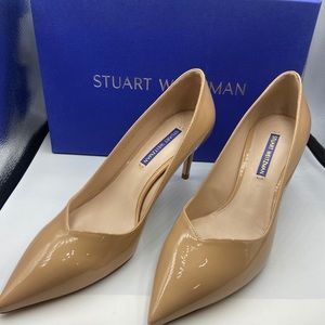 Stuart Weitzman tan patent leather pumps